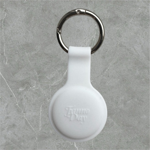Fanno Day Other - $3 Add-On 🆕Airtag Holder - White
